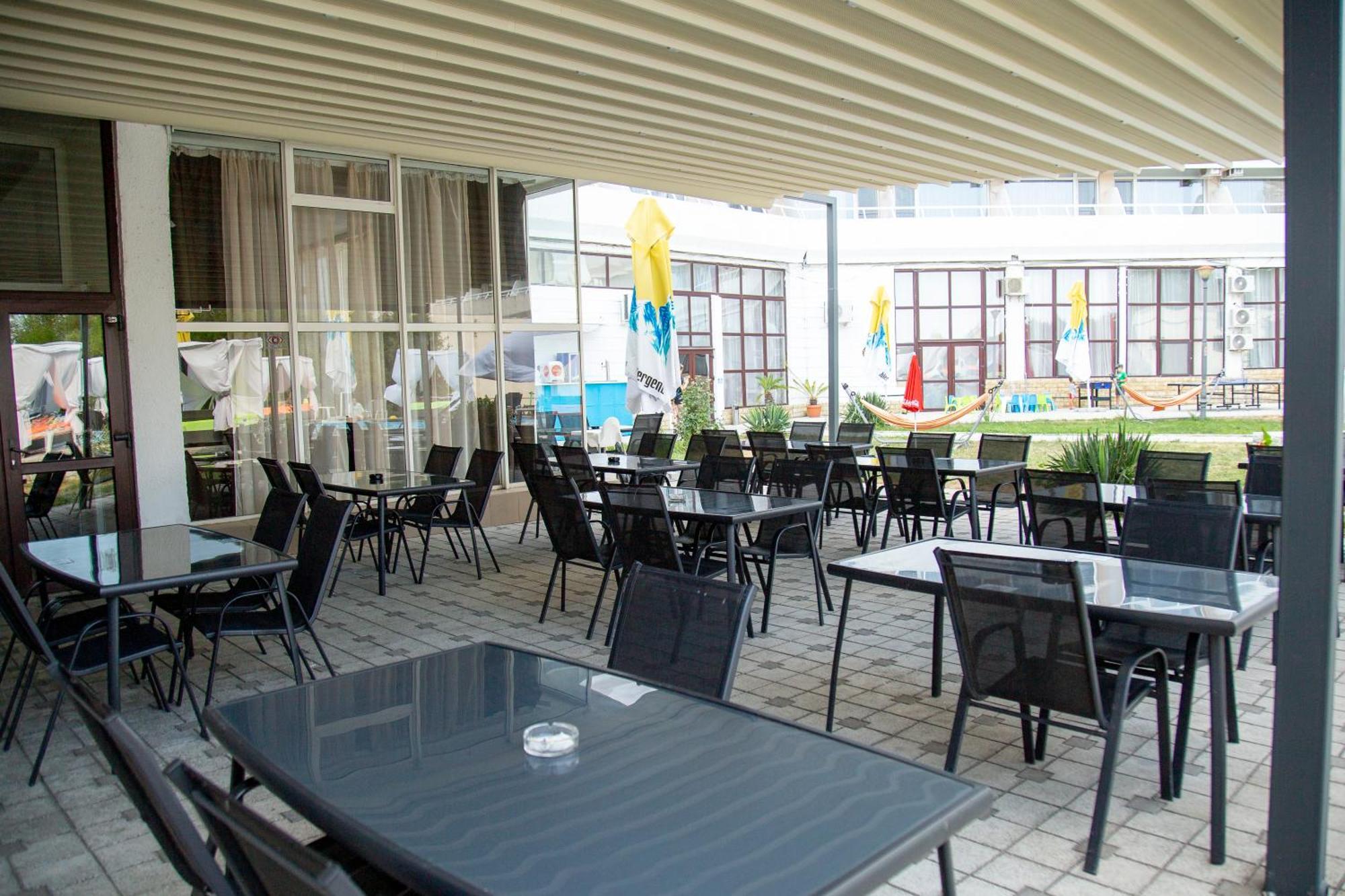 Hotel Ambasador Mamaia Kültér fotó