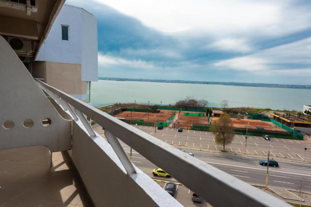 Hotel Ambasador Mamaia Kültér fotó