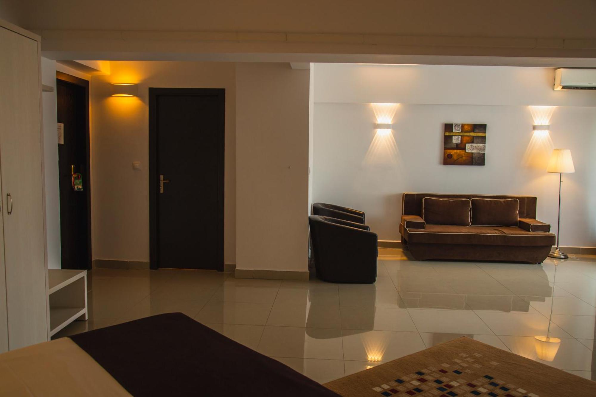 Hotel Ambasador Mamaia Kültér fotó