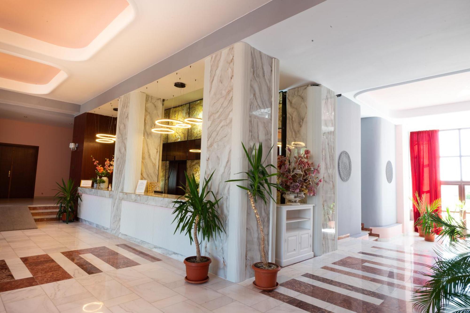 Hotel Ambasador Mamaia Kültér fotó