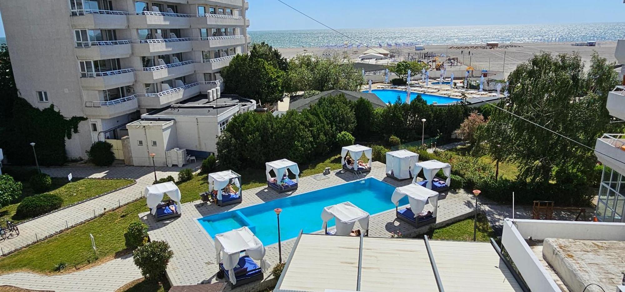 Hotel Ambasador Mamaia Kültér fotó